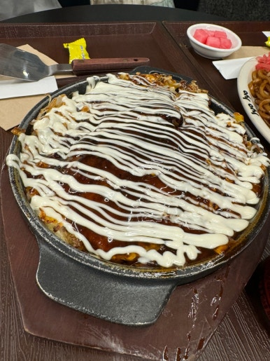 [더현대서울 맛집] 죠죠 - 오코노미야끼, 야끼소바 맛집. 명란교자까지 죠죠2인메뉴 솔직 후기. 관련 이미지 1