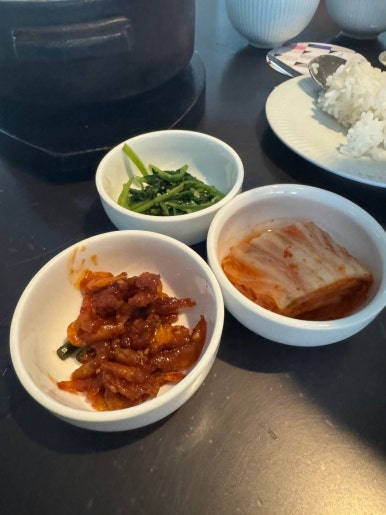 [안다즈 서울 맛집] 조각보 - 스파게티와 갈비찜 그리고 망고빙수 내돈내산 후기. 현아플 비마게 그리고 신한카드 더베스트+ 로 반값에 아기의자와 호텔 발렛 나들이! 관련 이미지 24