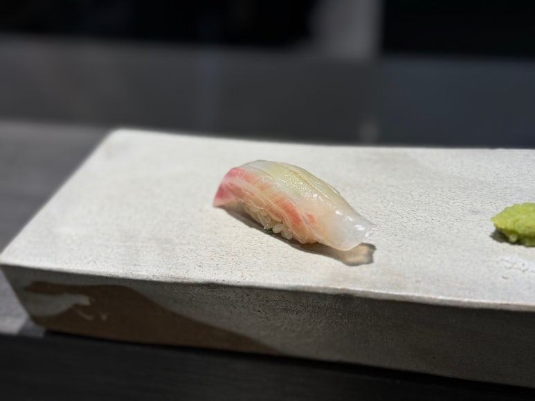 [신용산역 맛집] 스시츠바사 - 생참치 나오는 11만원 디너오마카세 아모레퍼시픽 맛집. 캐치테이블 예약가능. 주차 2시간 무료. 관련 이미지 15