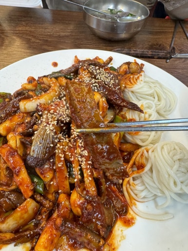 [을지로 한우곰탕] 애성회관한우곰탕 - 히든메뉴 특특 사이즈 한우곰탕. 서울 북창동 블루리본서베이 곰탕 1티어 맛집. 관련 이미지 11