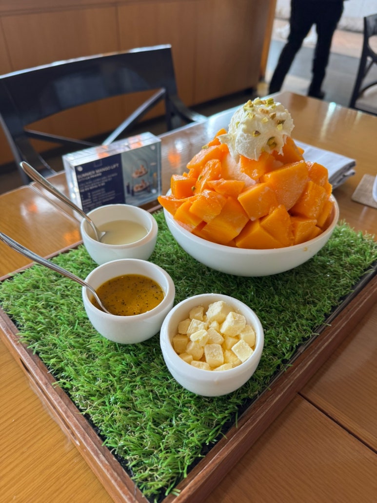 [그랜드 하얏트 서울] 갤러리 -  신한카드 더베스트+ 로 카이막 애플망고 빙수 할인 후기. (+프렌치토스트) 프리미엄 카드 할인 없어짐.. 관련 이미지 1