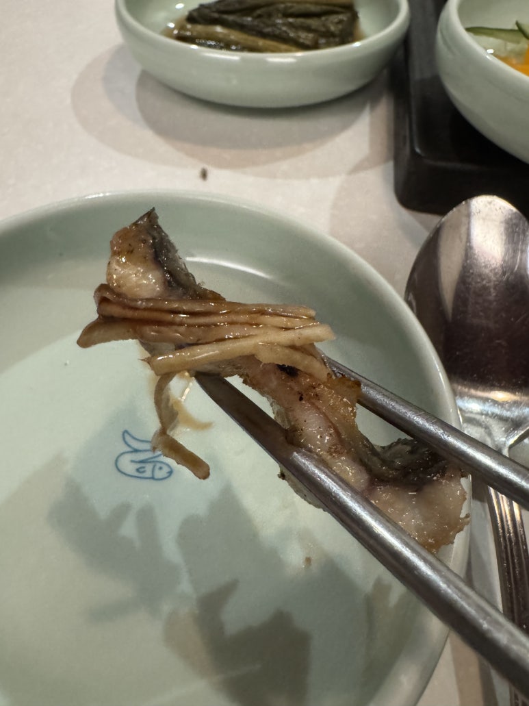 [논현동 맛집] 영동장어 - 성시경 먹을텐데 추천 맛집. 주류 라인업, 룸 아이 동반 가능, 슈퍼카 발렛가능!.. 관련 이미지 37