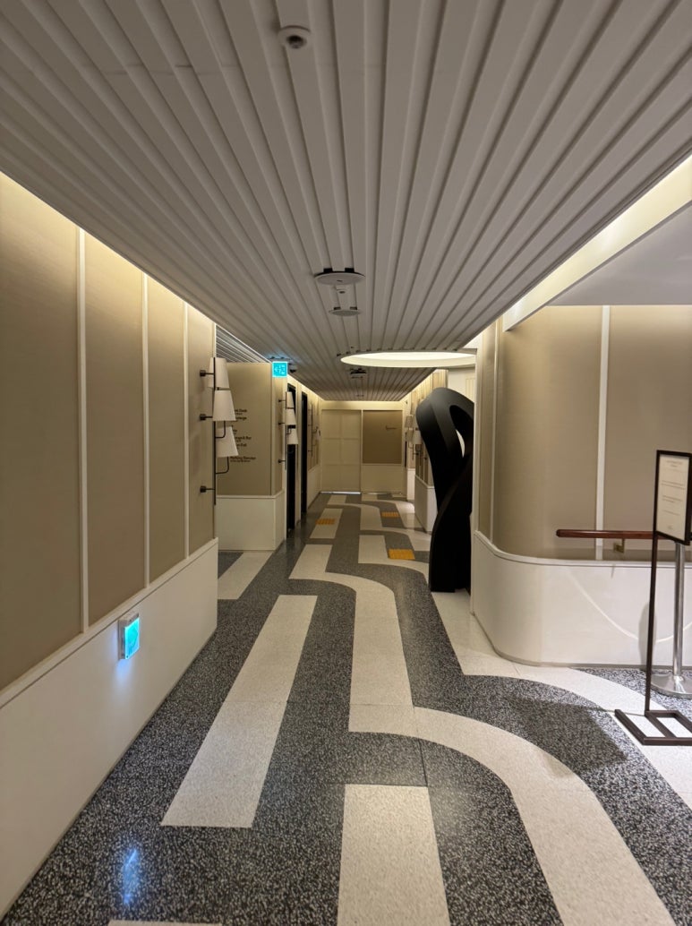 그랜드조선 부산 - 클럽조선 플래티넘 100배 이용하기. 해운대 오션뷰 생일 기념 룸 업그레이드! 프리미어 오션뷰 킹 + 수영장 + 발렛주차 후기. (feat. 웨스틴조선부산) 관련 이미지 11