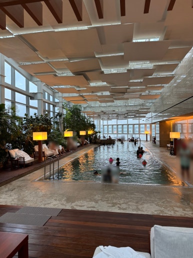 파크하얏트 부산 - 디럭스 패밀리 트윈. 추석연휴 아이랑 차타고 놀러갔다온 후기. 수영장, 조식. 관련 이미지 40