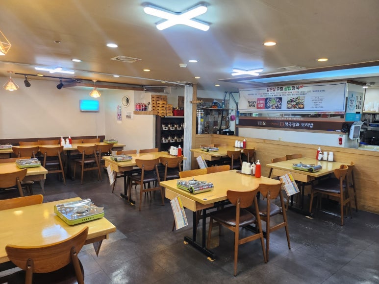 [청담동 맛집] 청국장과 보리밥 - 오래된 강남 청담역 청국장 맛집. 메뉴를 정해드리겠습니다; 낙지볶음 맛있음. 전지적참견시점 맛집. 관련 이미지 5