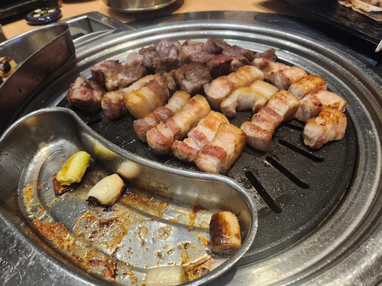 [역삼동 삼겹살 맛집] 돝고기506 - 룸예약 가능한 깔끔하고 맛있는 역삼역 모임맛집. 회식장소추천. 주차가능. 관련 이미지 15