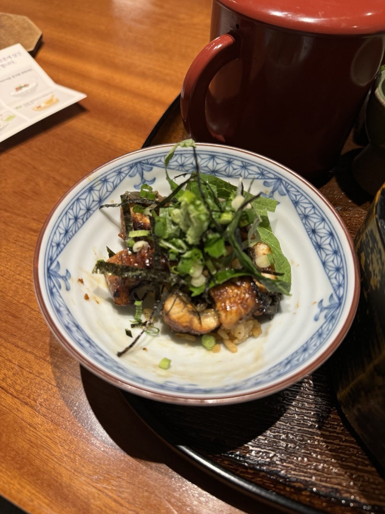 [한남동 맛집] 한남만리 - 비싸도 양많고 맛있는 장어덮밥 맛집. 히츠마부시 1.5마리 솔직 후기. 주차 가능. 관련 이미지 15