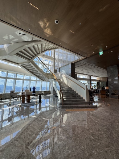 [시그니엘 서울 더라운지] - 잠실 브런치 맛집. 시그니엘 클럽 10% 할인. 발렛 신용카드. 롯데호텔 서울 비교. 롯데호텔멤버십 트레비 클럽. 관련 이미지 5