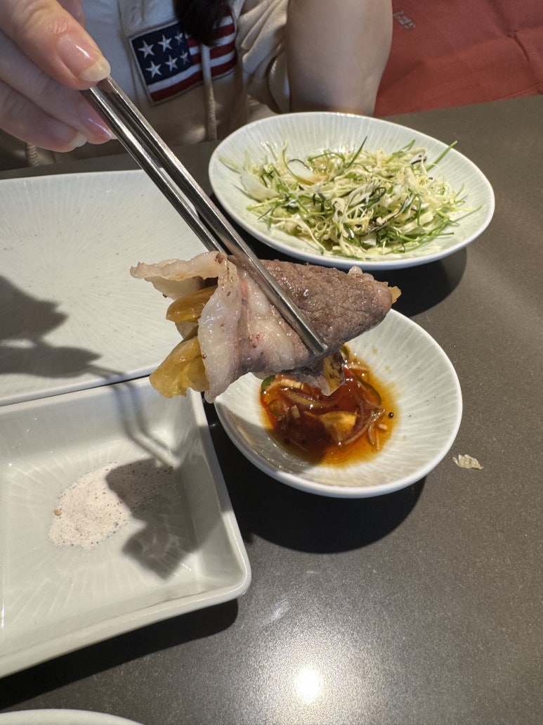 [비스타워커힐 맛집] 명월관 - 차돌박이 한 조각에 15,000원!? 점심에 소고기 구워먹고 온 후기. 우래옥과 비교해보기.. 관련 이미지 21