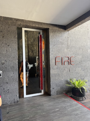W 발리 스미냑 2편 - 해변을 보면서 기분좋게 조식을 먹어봅니다. FIRE와 비교후기. 관련 이미지 48
