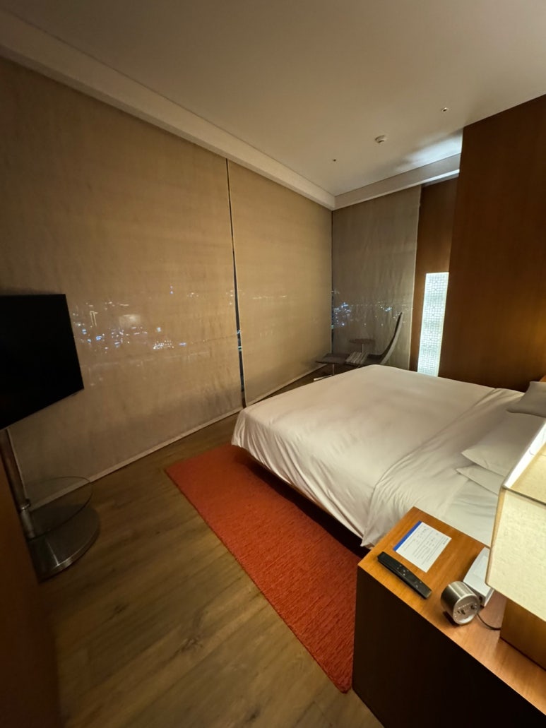 파크하얏트 부산 - 파크 이그제큐티브 마리나 스위트 & 스탠다드 룸 비교! 광안대교뷰, 조식, 수영장, 월드오브하얏트, GOH, 부산 5성호텔 비교&추천. 관련 이미지 35