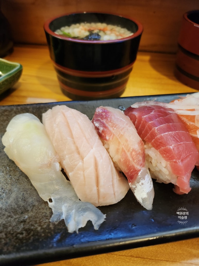 [신촌 스시 맛집] 기꾸스시 - 신촌의 오랜 전통을 자랑하는 가성비 초밥 맛집. 아직도 있었구나! 관련 이미지 11