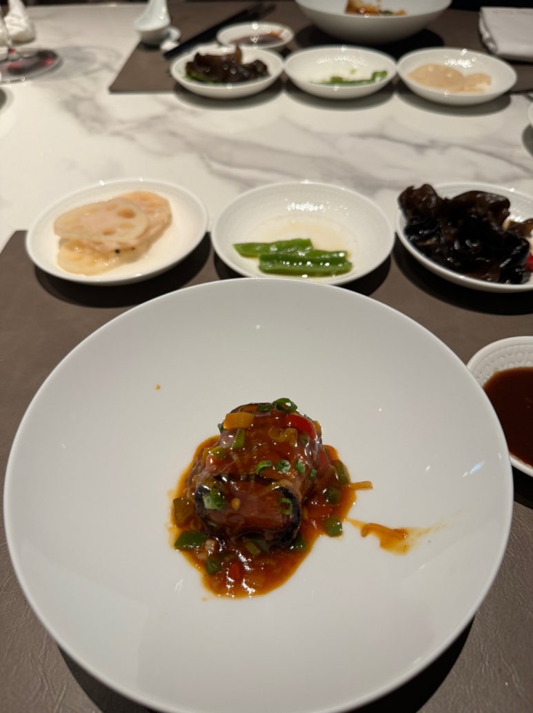 [조선팰리스 맛집] 더그레이트 홍연 - 최고의 북경오리 맛집. 유유안, 쥬에와 비교! 역삼역 가족모임 장소추천. 클럽조선 멤버십 활용하기. 관련 이미지 11