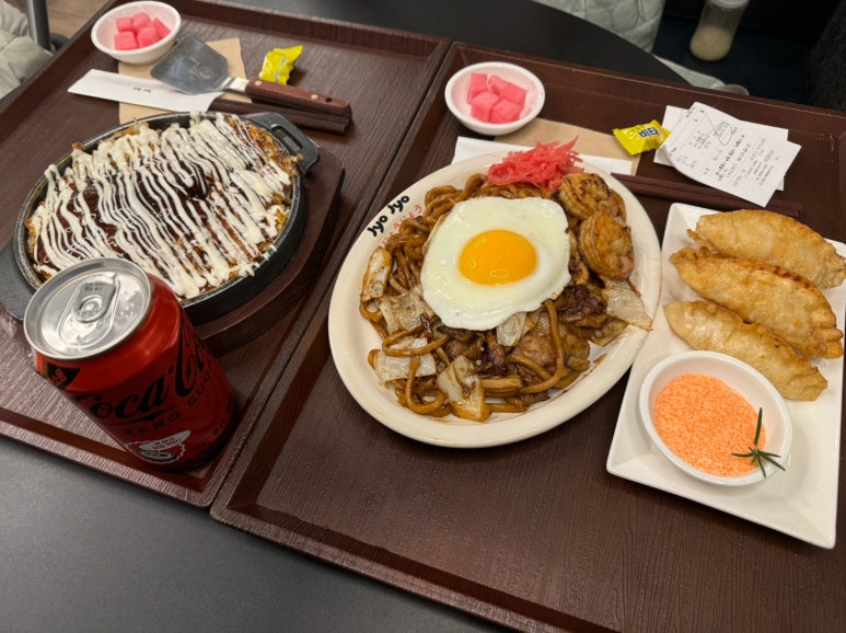 [더현대서울 맛집] 죠죠 - 오코노미야끼, 야끼소바 맛집. 명란교자까지 죠죠2인메뉴 솔직 후기. 관련 이미지 5