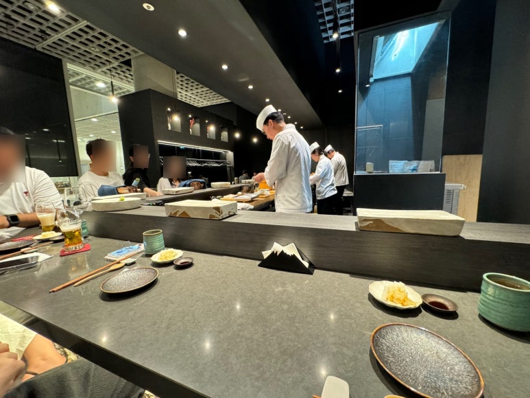 [신용산역 맛집] 스시츠바사 - 생참치 나오는 11만원 디너오마카세 아모레퍼시픽 맛집. 캐치테이블 예약가능. 주차 2시간 무료. 관련 이미지 4