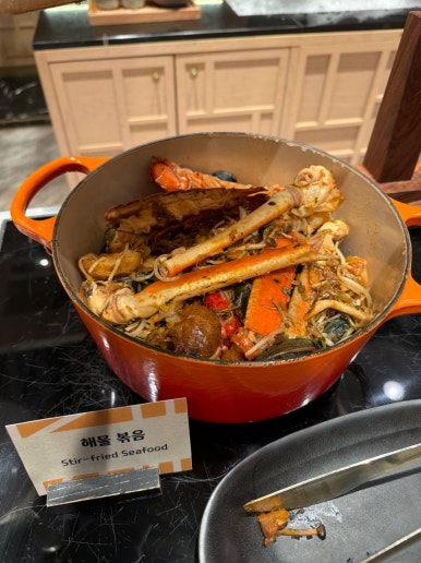 JW메리어트 제주 호캉스 - 신한 메리어트 본보이 카드 호텔 조식 5만원 할인 (조식숙제) 메뉴 추천. 아일랜드 키친 중식과 디너 뷔페까지. (2) 관련 이미지 51