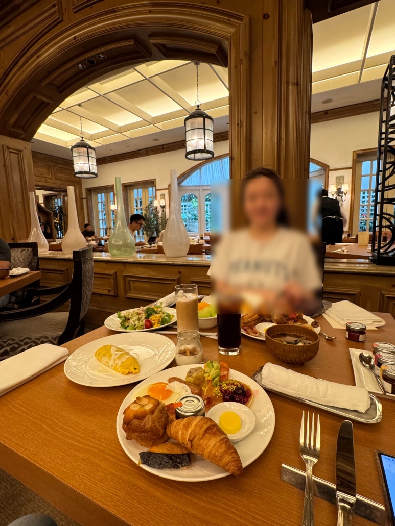 더 리츠칼튼 오사카 2편 - 1인 6,000엔 조식 뷔페 꼭 드셔보세요!! 티어로는 지원 안됨 후기. 관련 이미지 26