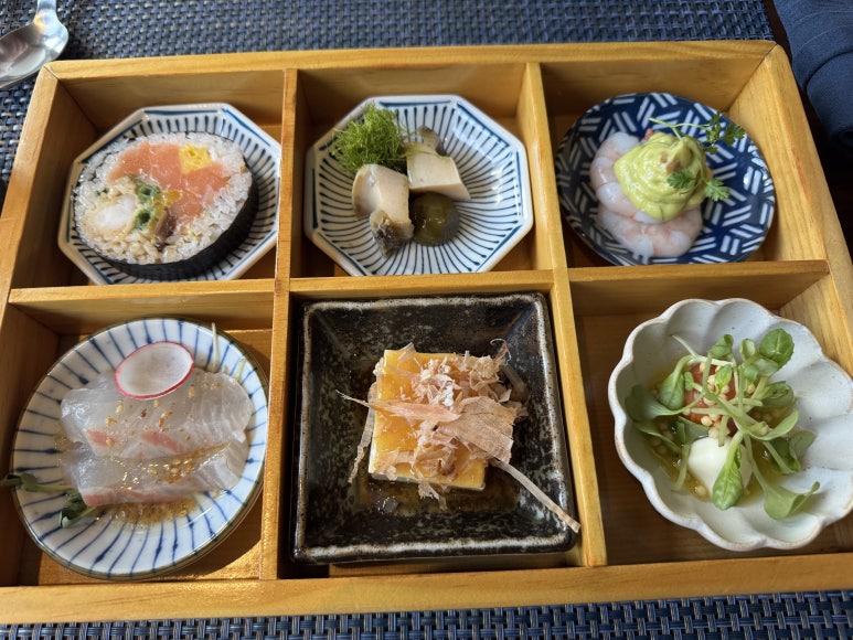 [명동 에비뉴엘 맛집] 타니 - 9층에 위치한 숨겨진 블루리본서베이 퓨전일식 스시 맛집. 발렛 주차 서비스 가능!! 관련 이미지 1