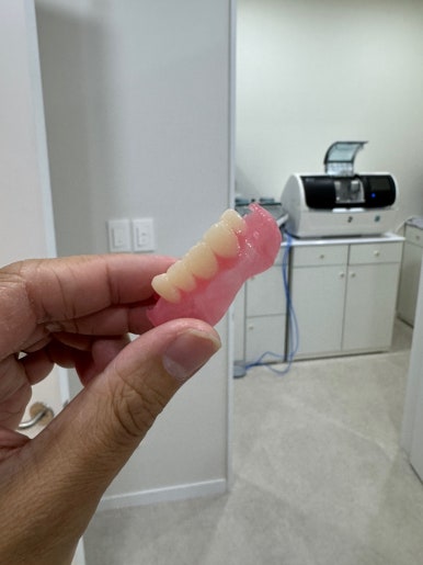 강남 원데이 라미네이트! 주7일 투명교정! 임플란트 바로 심어주는 치과! 신사 레브치과 GRAND OPEN! 인테리어 치과시설 둘러보기~ 관련 이미지 28