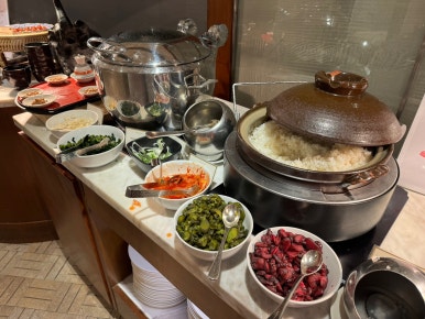 콘래드 방콕 호캉스의 모든 것 - 조식과 이그제큐티브 라운지 비교, 현아플, 힐튼 아너스 골드. 방콕 5성호텔 추천. (2) 관련 이미지 7