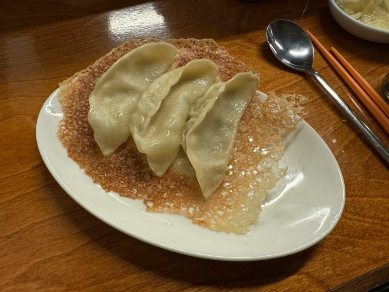 [대학로 맛집] 칸다소바 - 돈코츠라멘과 동경마제소바 세트 맛집. 야끼교자까지 깔끔하게 클리어. 관련 이미지 13
