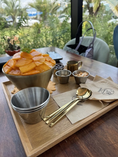 [제주 서귀포 카페] 애플망고1947 -  맛있는 제주애플망고빙수 찾는 비법은 바로 망고깍둑썰기. 망고빙수 성지 내돈내산 후기. 관련 이미지 2