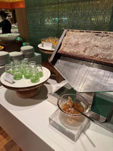 [롯데호텔서울] 라세느 - 뷔페는 먹고싶을 때 가야 제맛이지! 아내 생일 디너 뷔페 방문 후기. 트레비 클럽 쿠폰 사용. 관련 이미지 42