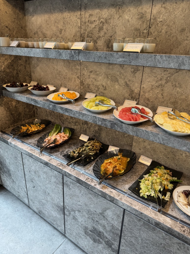 월도프 아스토리아 오사카 - 조~금은 아쉬웠던 조식 후기. 프렌치토스트 맛있습니다! 관련 이미지 17