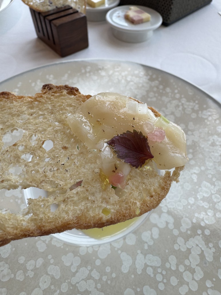 [Signiel Seoul] STAY – Lunch EMOTION Course Window-Seat View Review. Signiel Club Discount (+ Lotte Hotel Rewards Discount) image 13