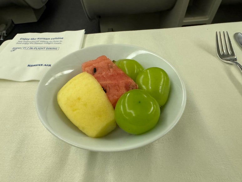 하와이행 대한항공 프레스티지석 & 인천공항 제2터미널 라운지 이용후기 - 마티나골드 라운지와 비교. 위치/이용조건/음식후기. 관련 이미지 30