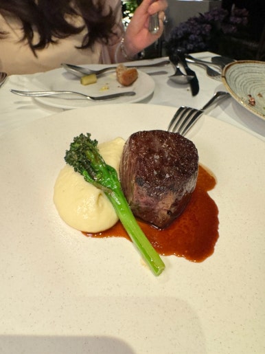 [2024 다인힐 위크] 오스테리아 꼬또 - DINEHILL WEEK 50% 할인. 식전빵과 샐러드 그리고 스테이크 압구정 맛집. 관련 이미지 2