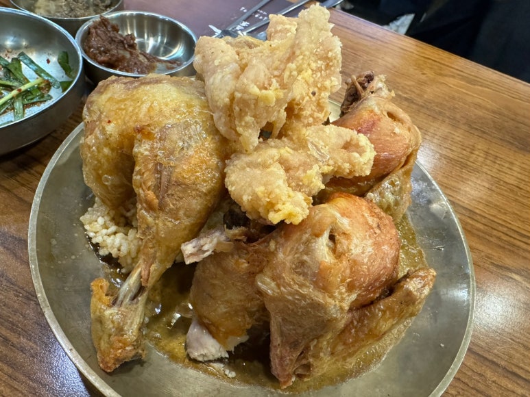 [교대역 맛집] 3대 삼계장인 - 잣삼계탕, 녹두삼계탕, 전기구이 모두 먹어본 솔직후기. n번째 방문. 줄서는식당, 맛있는녀석들 삼계탕. 관련 이미지 23