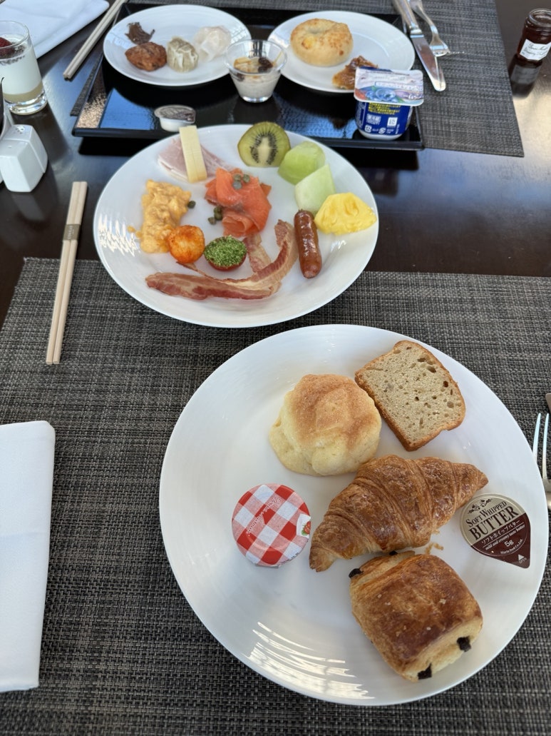 콘래드 도쿄 호캉스 - 크리스마스 시즌, 롯데 힐튼 아너스 다이아몬드 무료 조식. (2) 관련 이미지 21