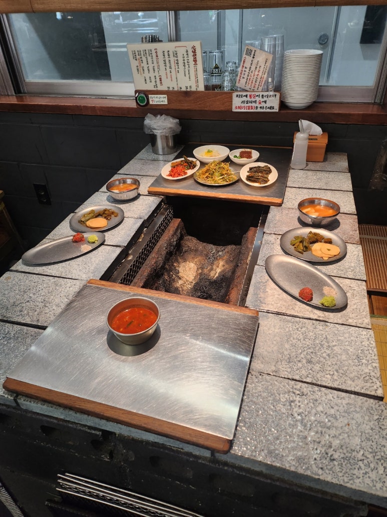 [이대서울병원 맛집] 산청숯불가든 - 마곡을 평정한 돼지고기 맛집. 메뉴를 정해드리겠습니다; 소금구이, 고초장구이 훌륭함. 주차가능. 관련 이미지 10