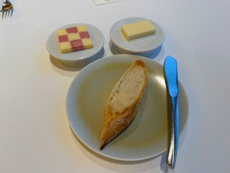 [시그니엘서울] STAY -미슐랭 1스타 프렌치 레스토랑 디너 풀코스. 훌륭하고 멋진 공간을 81층에.. 발렛주차 신용카드. 롯데상품권 사용후기. 관련 이미지 24