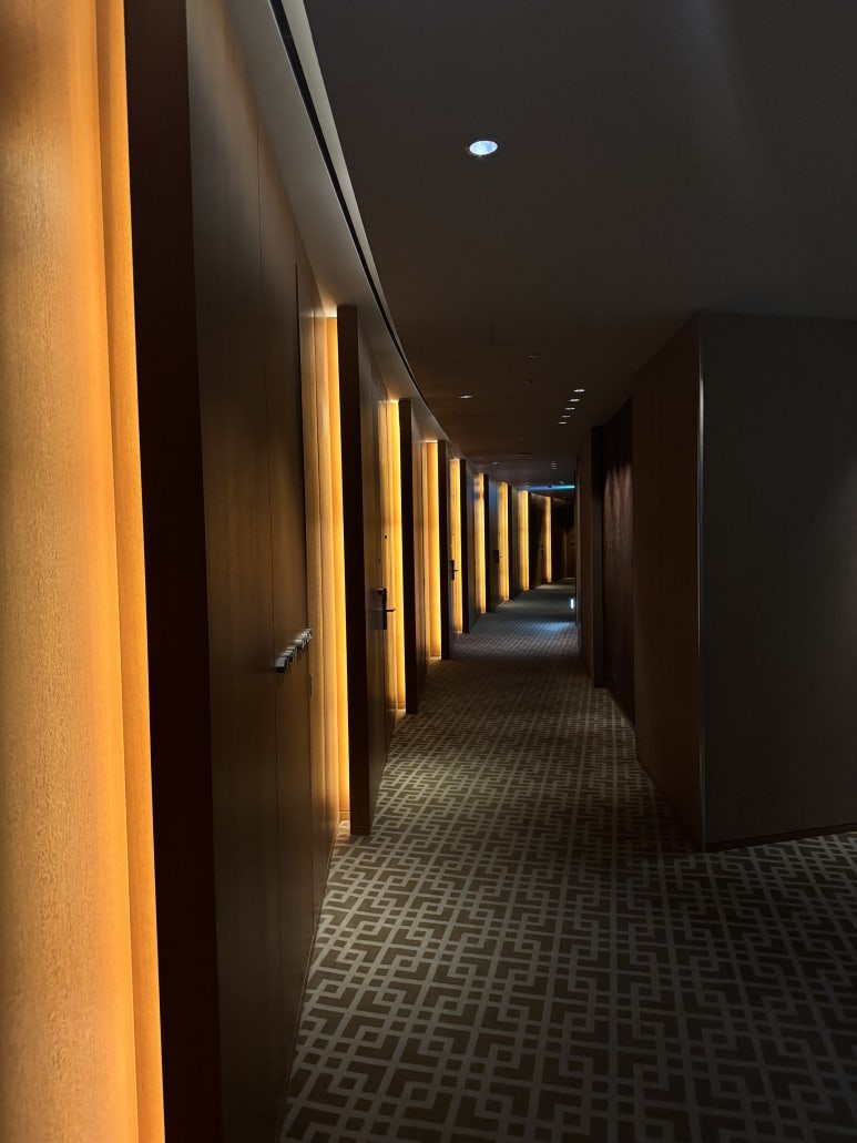 파크하얏트 부산 - 디럭스 패밀리 트윈. 추석연휴 아이랑 차타고 놀러갔다온 후기. 수영장, 조식. 관련 이미지 2