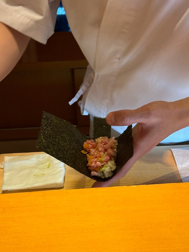 [롯데호텔 서울] 모모야마 - 최고의 미쉐린 디너 오마카세. 33만원. 롯데호텔 멤버십. 발렛파킹. 관련 이미지 31