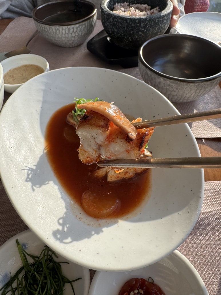 [Park Hyatt Seoul] The Lounge - The braised tilefish got nerfed... Grilled Hanwoo skirt steak review... Hyundai Platinum Club partnership discount. image 16