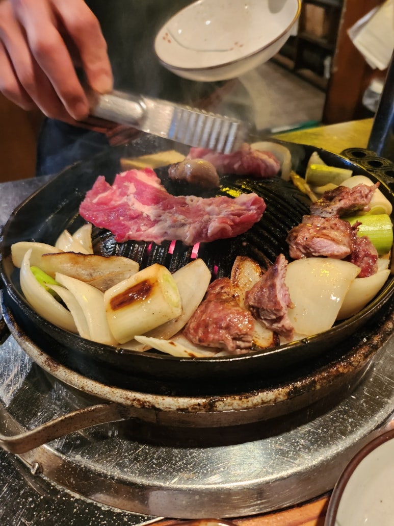 [홍대 양고기] 이치류 본점 - 7년 연속 미슐랭 양고기 맛집. 연예인 맛집. 1티어 양고기집. 관련 이미지 17