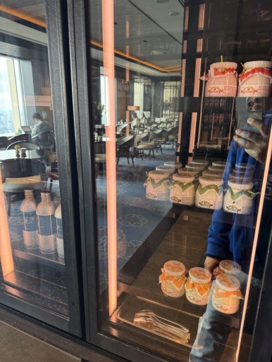 [The Ritz-Carlton, Tokyo] Afternoon tea and the club lounge — a somewhat disappointing self-paid review. Admission for two: 500,000 won. image 18