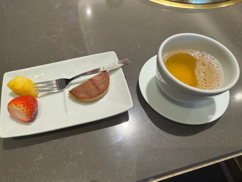 [비스타워커힐 맛집] 명월관 - 차돌박이 한 조각에 15,000원!? 점심에 소고기 구워먹고 온 후기. 우래옥과 비교해보기.. 관련 이미지 37