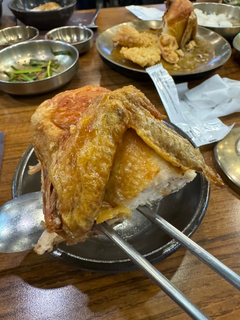 [교대역 맛집] 3대 삼계장인 - 잣삼계탕, 녹두삼계탕, 전기구이 모두 먹어본 솔직후기. n번째 방문. 줄서는식당, 맛있는녀석들 삼계탕. 관련 이미지 25