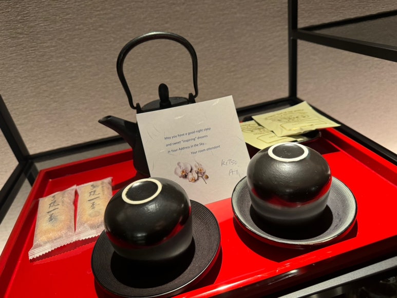 콘래드 오사카 호캉스의 모든 것 - 현아플, 힐튼 아너스 골드, 조식, 라운지, 레스토랑, 수영장, 사우나. Adieu 2023. (1) 관련 이미지 28