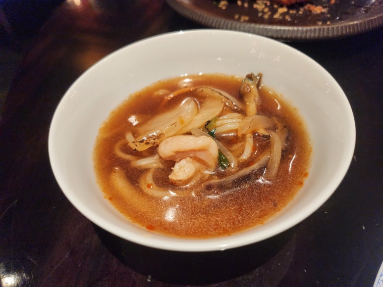 [레스케이프] 팔레드 신 - 미쉐린 명동 맛집. 칠리새우, 멘보샤, 냉짬뽕~ 홍연과 비교해보기! 조선호텔 플래티넘 멤버십. 발렛파킹. 상품권결제팁. 관련 이미지 28