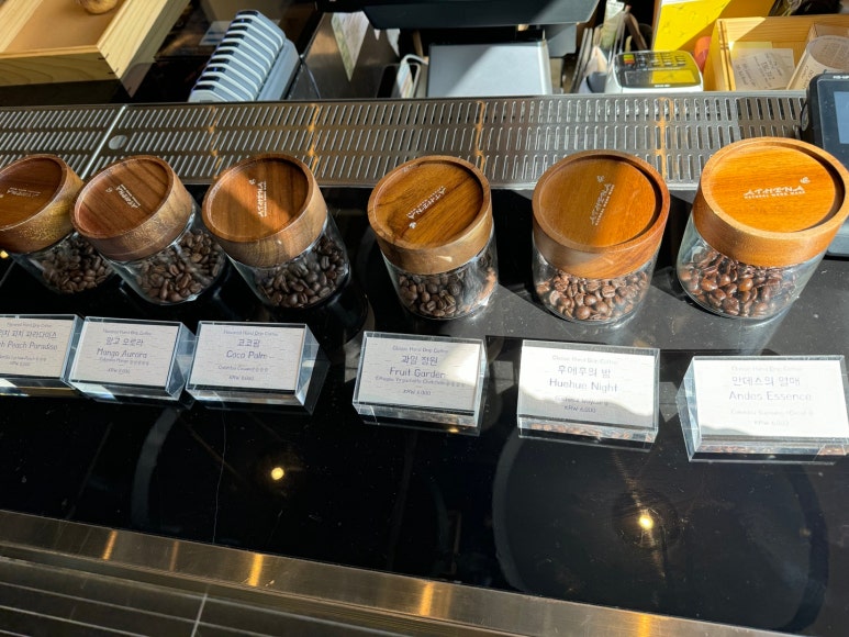 JW메리어트 제주 호캉스 - 신한 메리어트 본보이 ; 플래티넘 티어로 포인트숙박, 발렛주차, 야외수영장, 사우나, 조식숙제 후기. (1) 관련 이미지 28