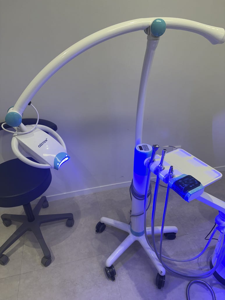 앞니치아미백 비용 들인만큼 잘되는 치과 찾는법. 신사역 치과 미백 성지. 관련 이미지 8