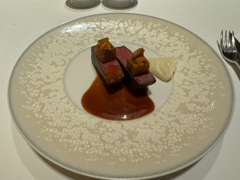 [시그니엘서울] STAY -미슐랭 1스타 프렌치 레스토랑 디너 풀코스. 훌륭하고 멋진 공간을 81층에.. 발렛주차 신용카드. 롯데상품권 사용후기. 관련 이미지 53