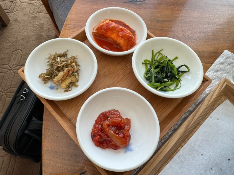 [파크 하얏트 서울] 더 라운지 - 모임하기 좋은 강남 한식 뷰맛집. 허니골드빙수. 현대카드 적립과 할인 팁. 관련 이미지 20