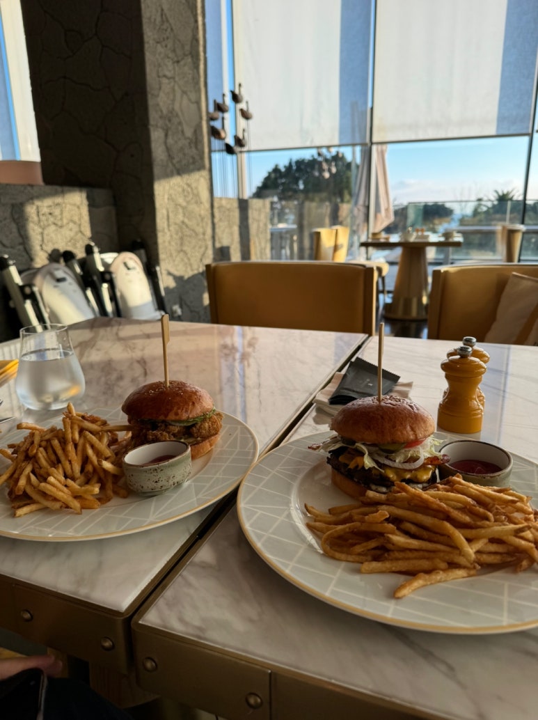 JW메리어트 제주 호캉스 - 신한 메리어트 본보이 카드 호텔 조식 5만원 할인 (조식숙제) 메뉴 추천. 아일랜드 키친 중식과 디너 뷔페까지. (2) 관련 이미지 23