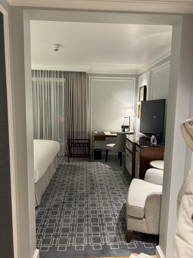 London Marriott Hotel Park Lane – London 5-Star Hotel Staycation, Part 4: Breakfast Favorite, Executive Lounge and Swimming Pool, Penhaligon’s Amenities—An Honest, Self-Paid Review image 10